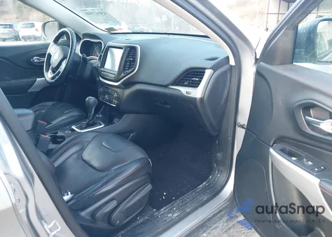 2017 Jeep Cherokee Trailhawk L Plus 4X4 from USA, damaged, VIN 1C4PJMBS7HD220676